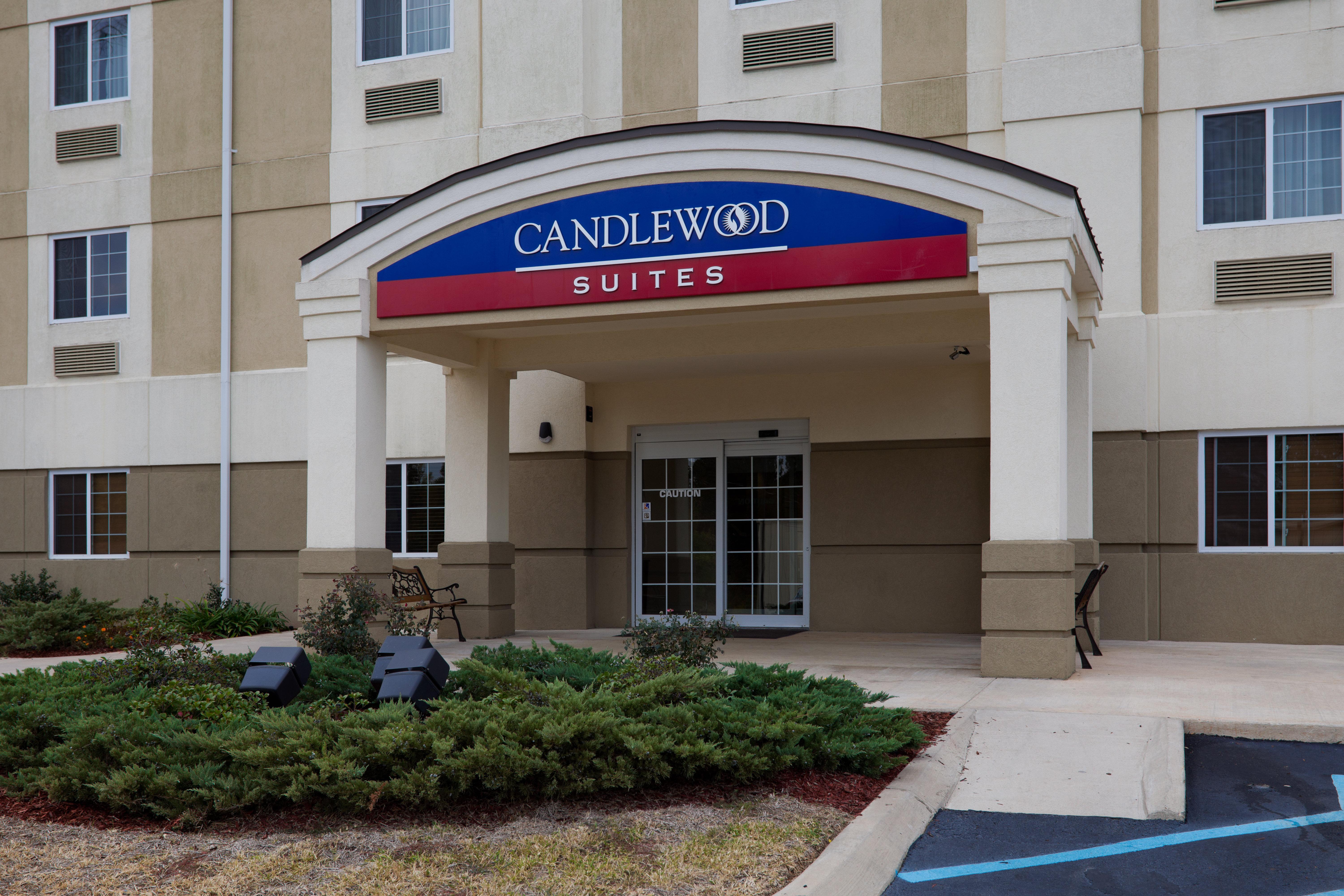 Candlewood Suites Pearl By Ihg Exterior photo