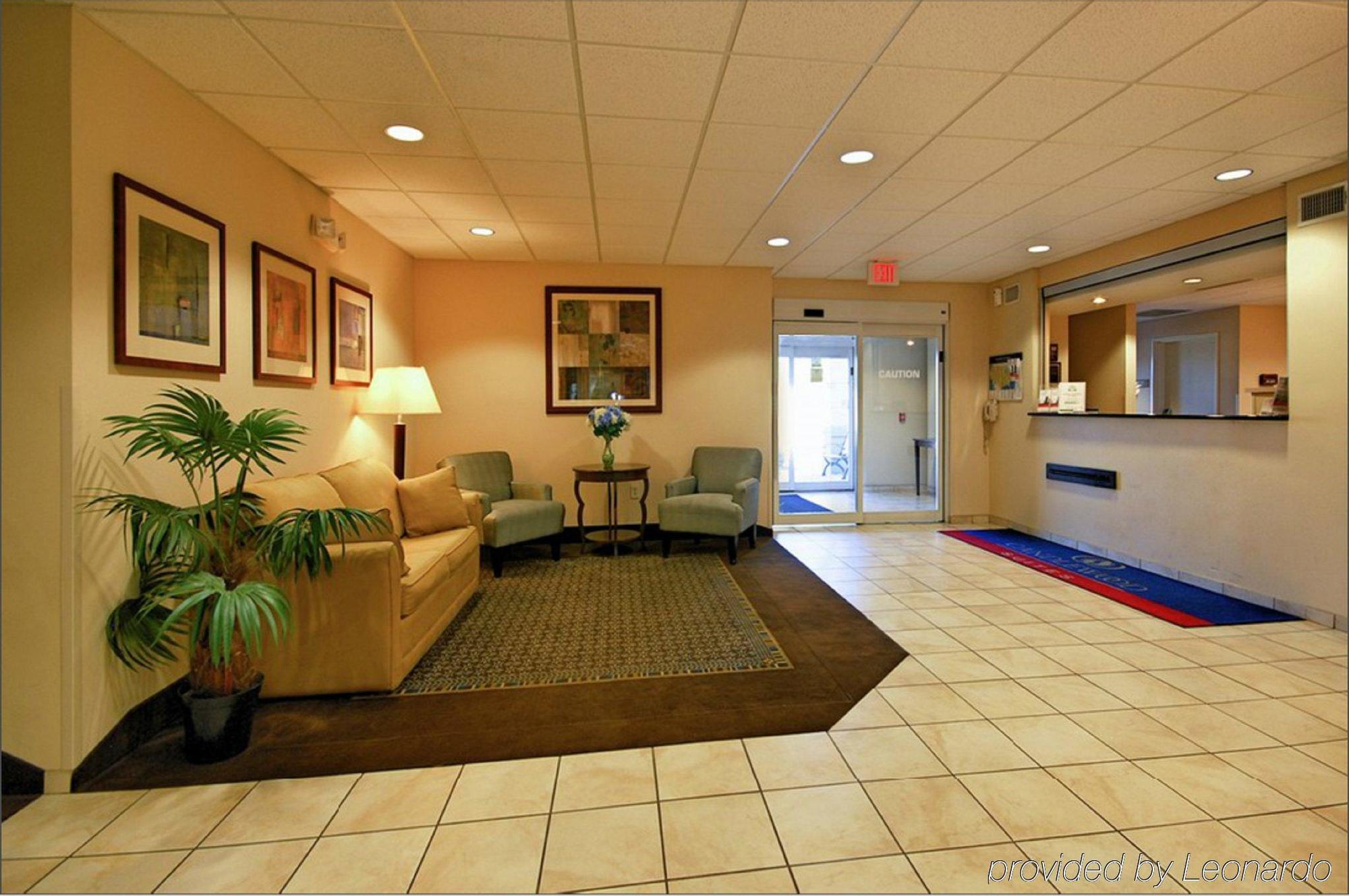 Candlewood Suites Pearl By Ihg Exterior photo