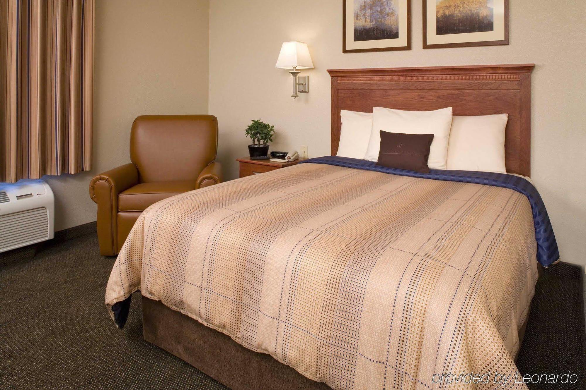 Candlewood Suites Pearl By Ihg Exterior photo